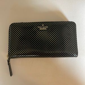 Kate Spade zipper wallet